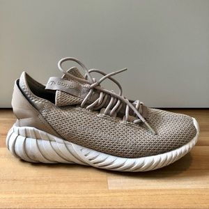 Adidas Original Tubular Size 7